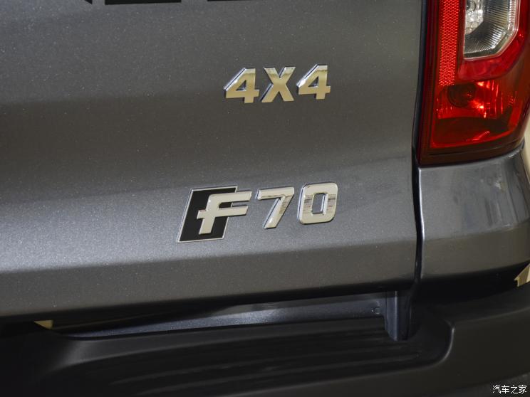长安凯程 长安凯程F70 2022款 2.5T柴油手动四驱豪华版长轴JE4D25