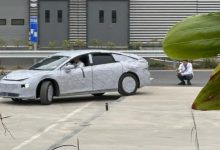 纯电中大型车 小鹏全新轿车路试谍照-透彻科技